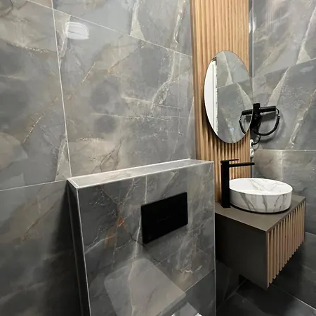Lux Crystal-center Apartmán
