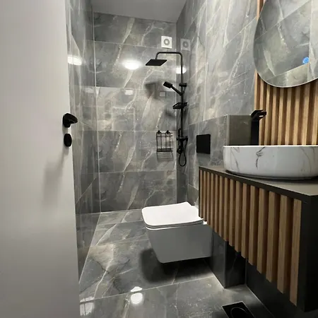 Lux Crystal-center Apartmán