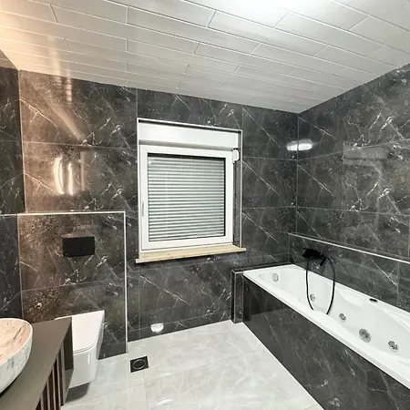 Lux Crystal-center * Bihać