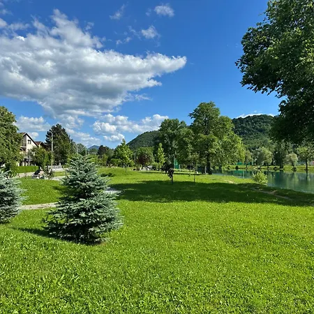 Lux Crystal-center דירה