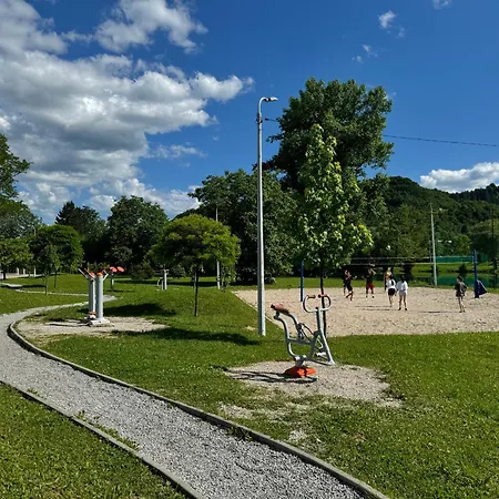 Lux Crystal-center * Bihać