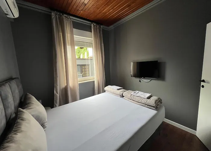 Lux Crystal-center * Bihać