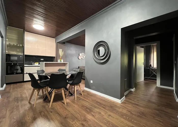 Lux Crystal-center Apartment *