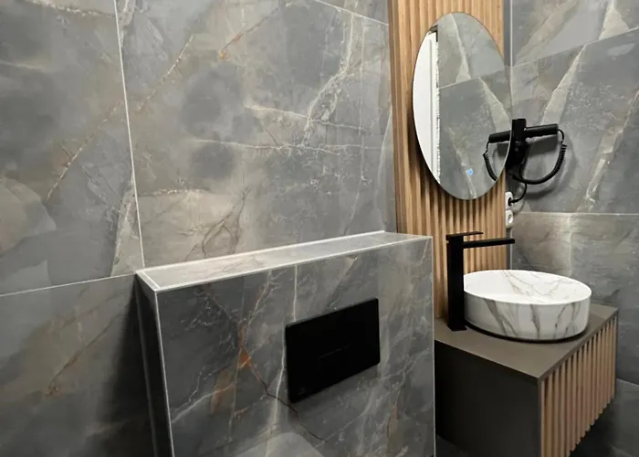 Lux Crystal-center Apartment