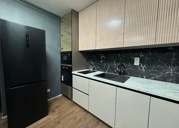 Lux Crystal-center *