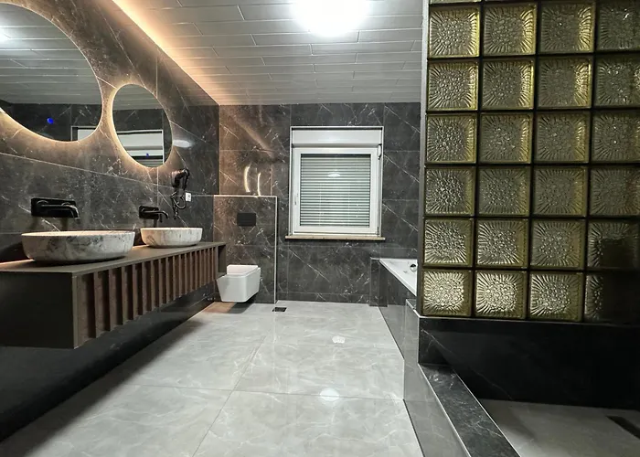 Lux Crystal-center * Bihać