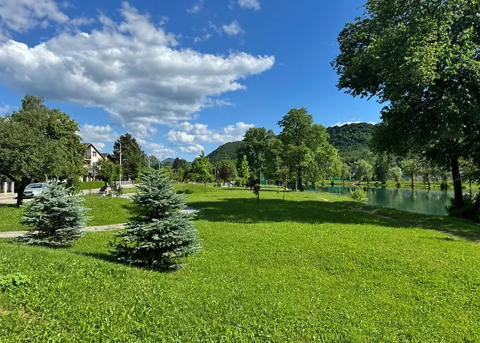 Lux Crystal-center Apartment