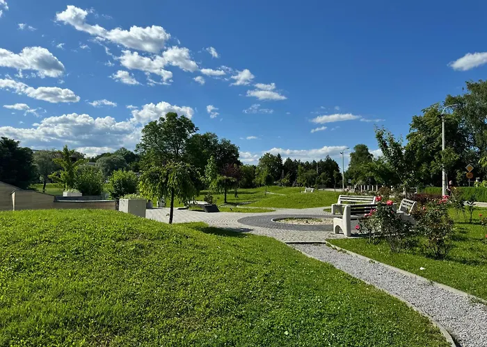 Lux Crystal-center *